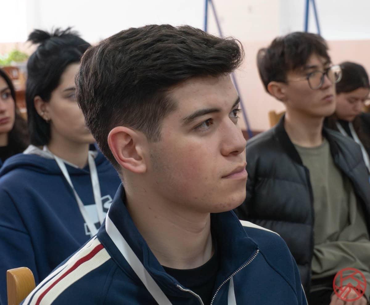 Костанов Сармат Вадимович